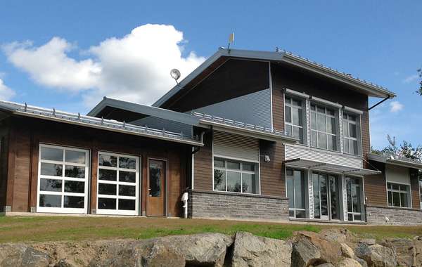 Ecohome的Kenogami House“北美最坚韧的住宅”